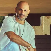 عزيز الشافعي