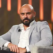 احمد صلاح حسني